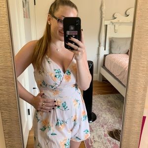 FLORAL ROMPER!